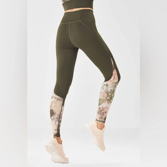 Fabletics Define PowerHold® High-Waisted Legging SZ MED - Picture 8 of 9
